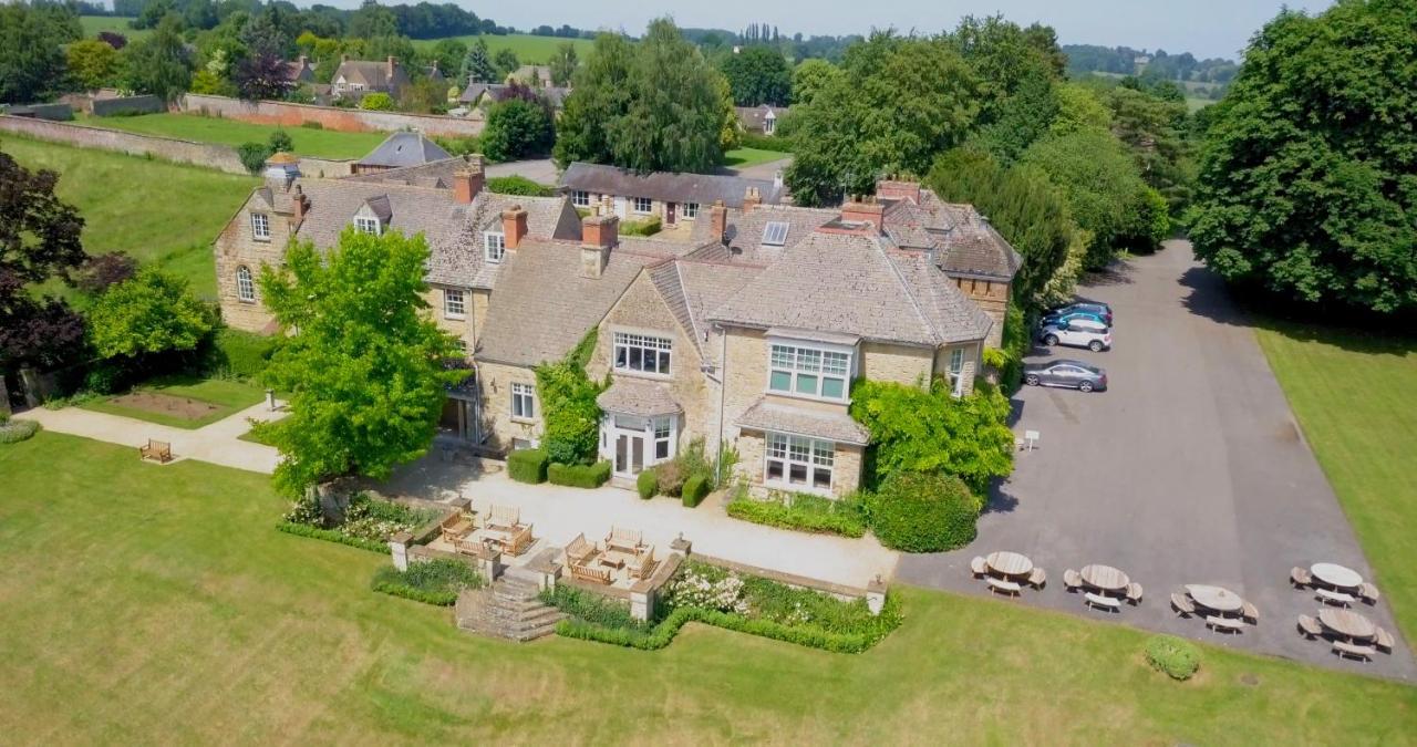 Bed and breakfast Middle Aston House Extérieur photo