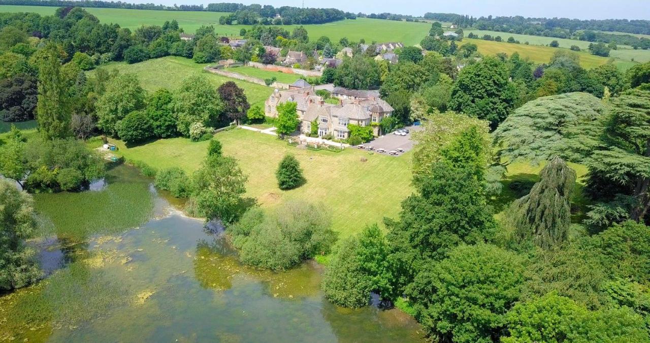 Bed and breakfast Middle Aston House Extérieur photo